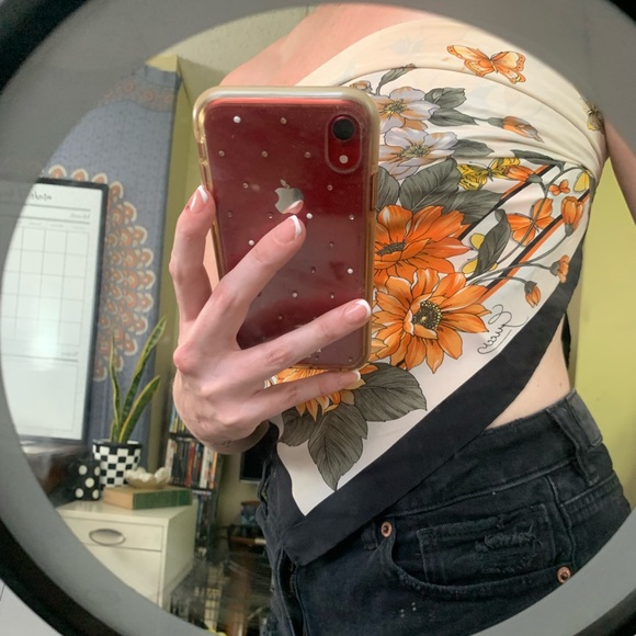 🌻Meet your Posher, Chrissy🌻 - Picture 3 of 8